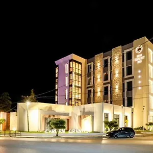 Hotel Grand White