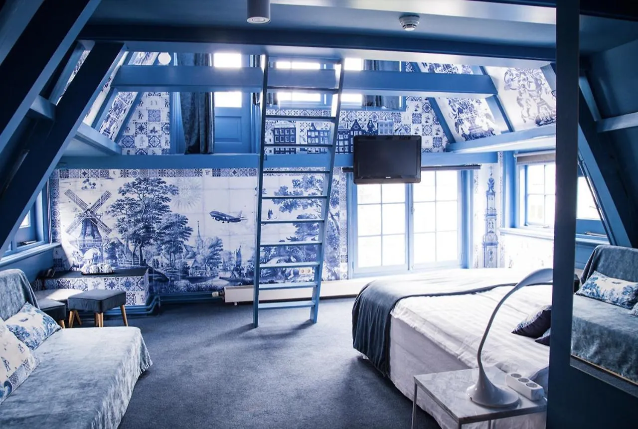 'T Hotel Amsterdam 3*,
